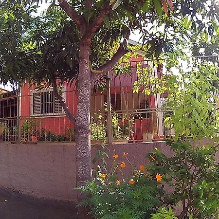 Casa Para Temporada Da Vo Cida Olimpia Phòng bức ảnh